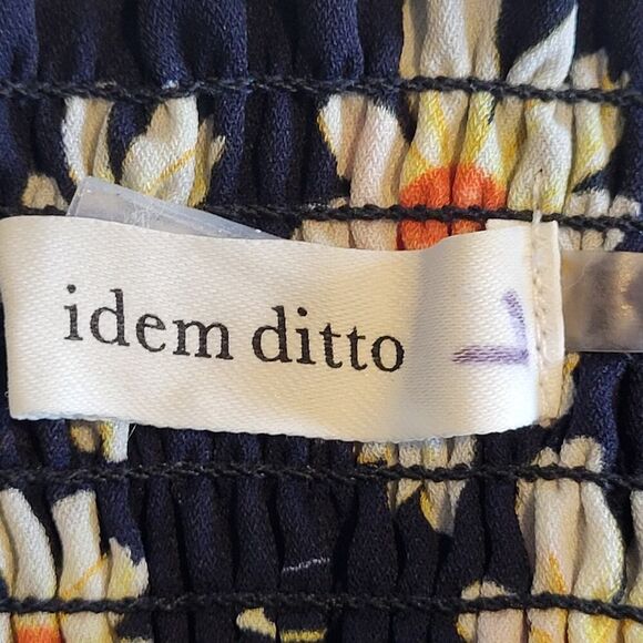 idem ditto Small Black Daisy Crop Top Smocked Peplum Adjustable Straps Bow Tie - Picture 12 of 13